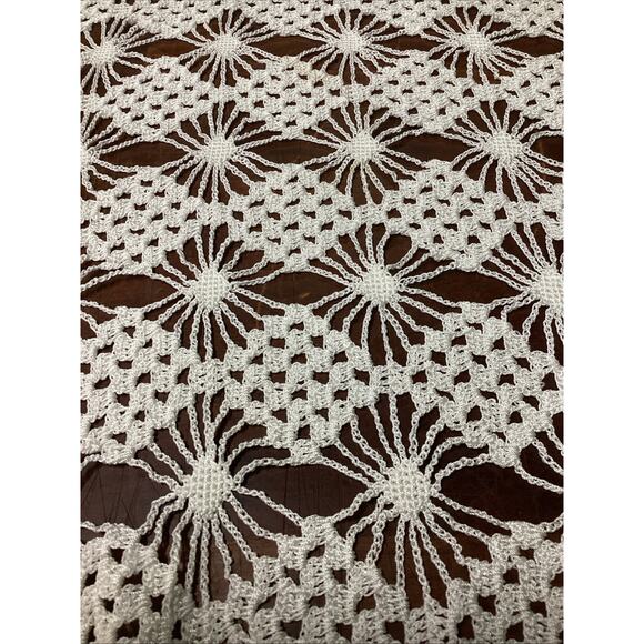 Vintage Crochet Bedspread Or Tablecloth - 42x40” - Picture 6 of 8